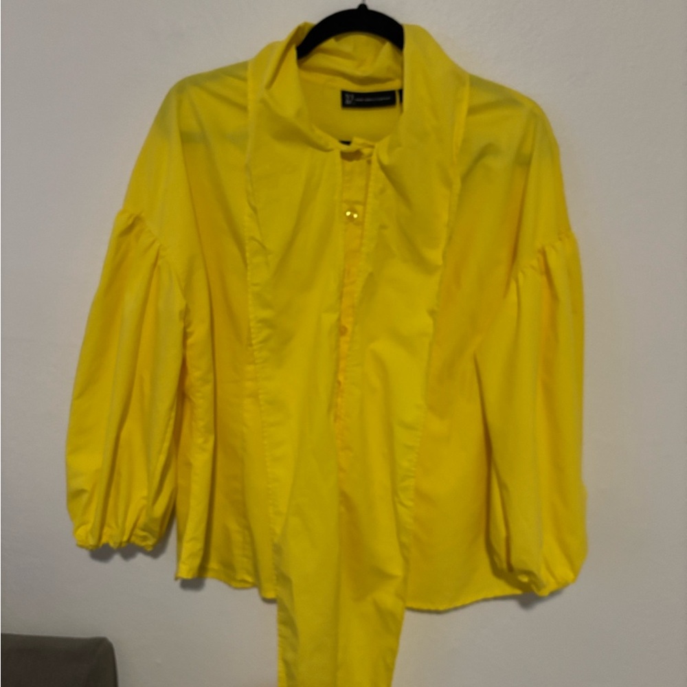 New York & Company Vibrant Yellow Top